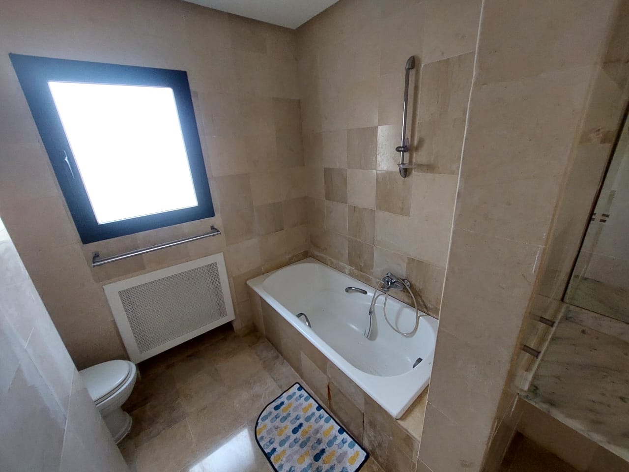 La Marsa Gammart Location Maisons Villa plain pied avec piscine  gammarth