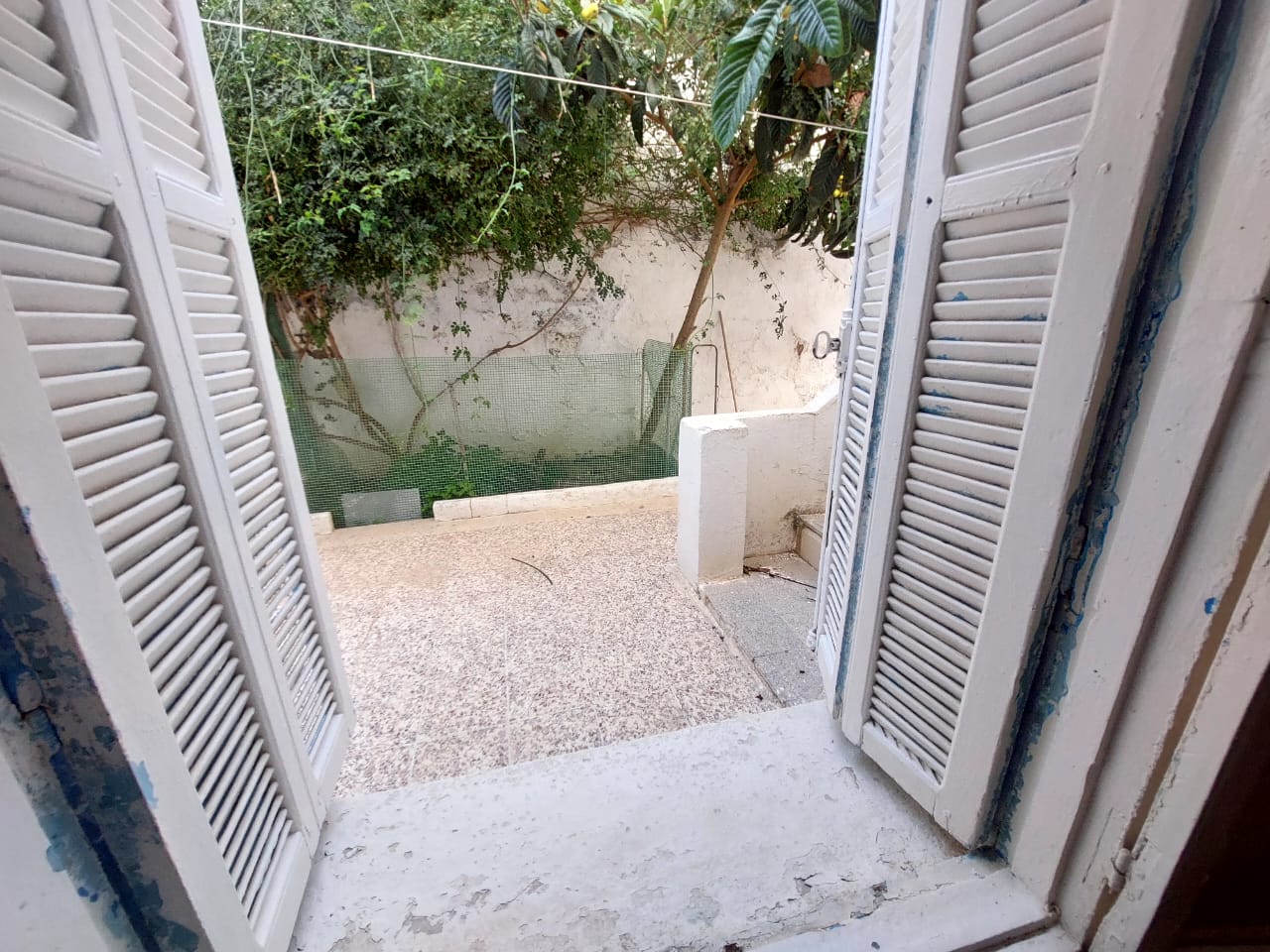 La Marsa Marsa Safsaf Vente Appart. 2 pices Rez de jardin  rnover