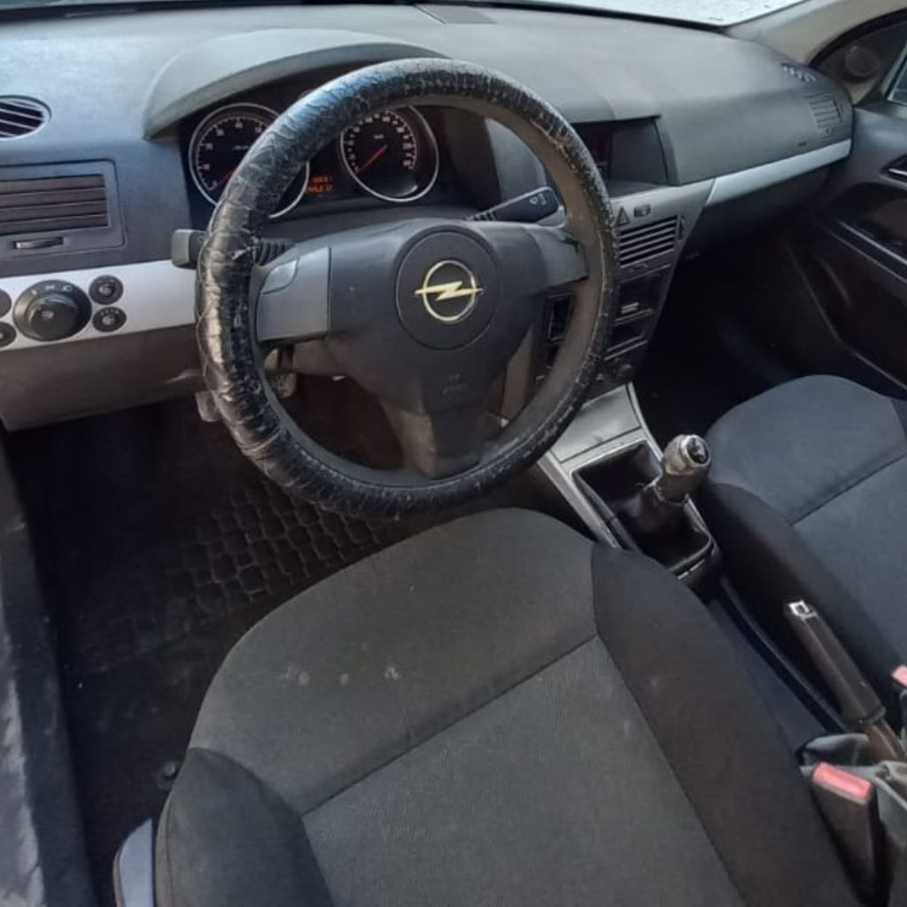 La Soukra Borj Louzir Opel Astra Opel astra h