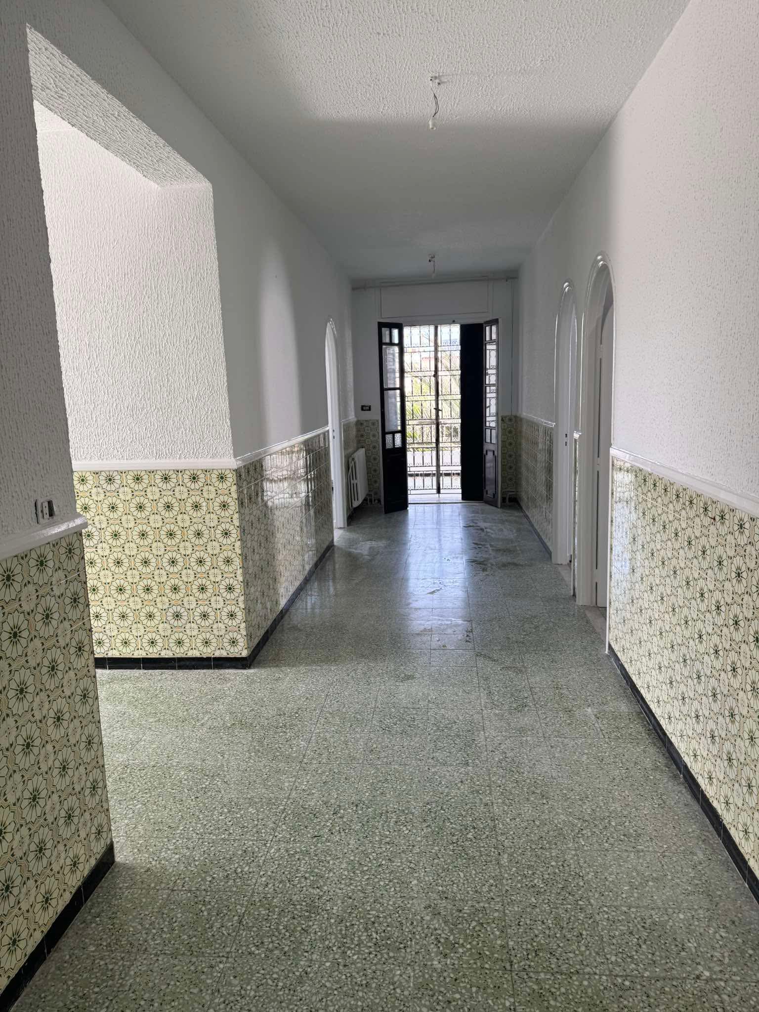 El Menzah El Manar 1 Location Maisons Un spatieux tage de villa s3