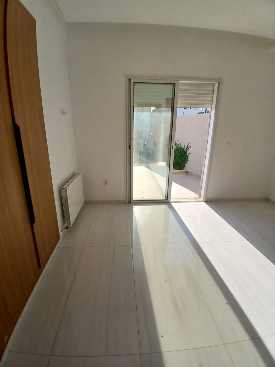 La Soukra Aeroport Tunis Carthage Vente Appart. 3 pices S3 avec piscine et jardin