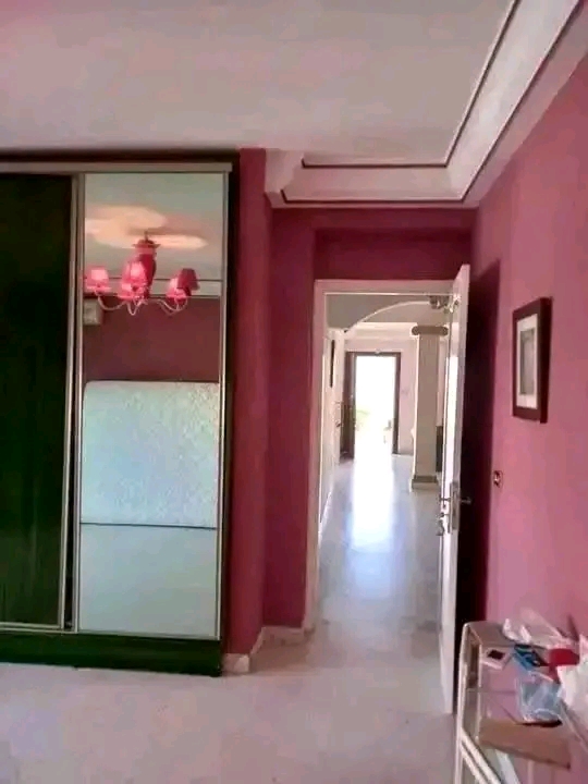 La Marsa Cite El Moustakbel (La Marsa) Location Appart. 3 pices Etage de villa s3 avec suite parentale