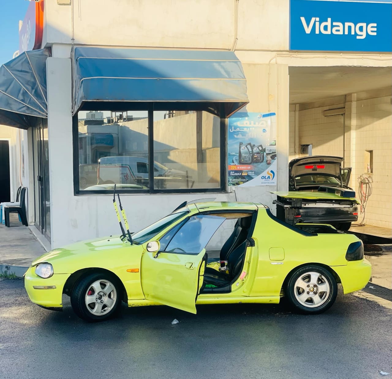 Ariana Ville Cite Ennasr 2 Honda CRX Voiture de collection