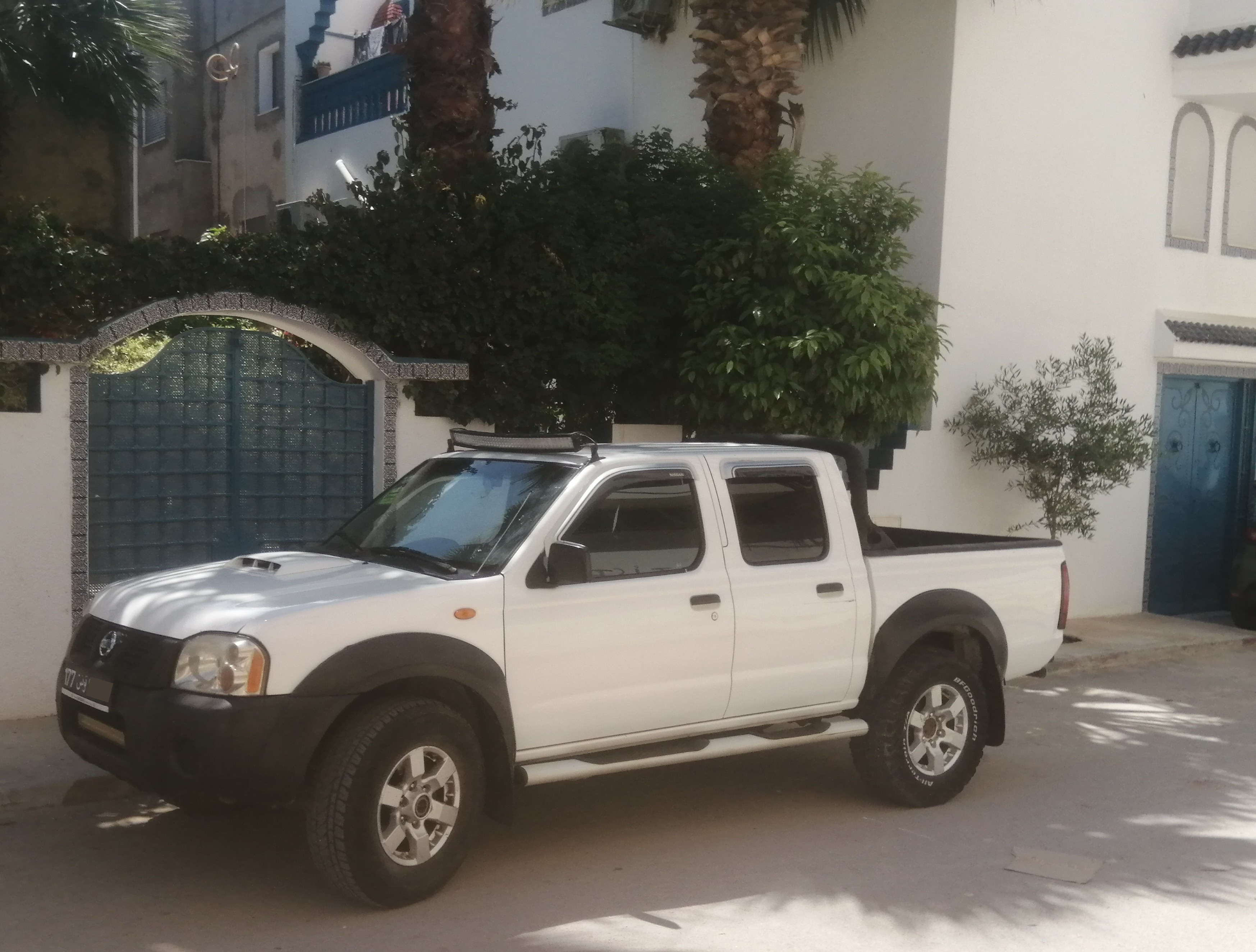 Bizerte Nord Bizerte Nissan Pick-up Belle nissan pickup d22 np300 4x4