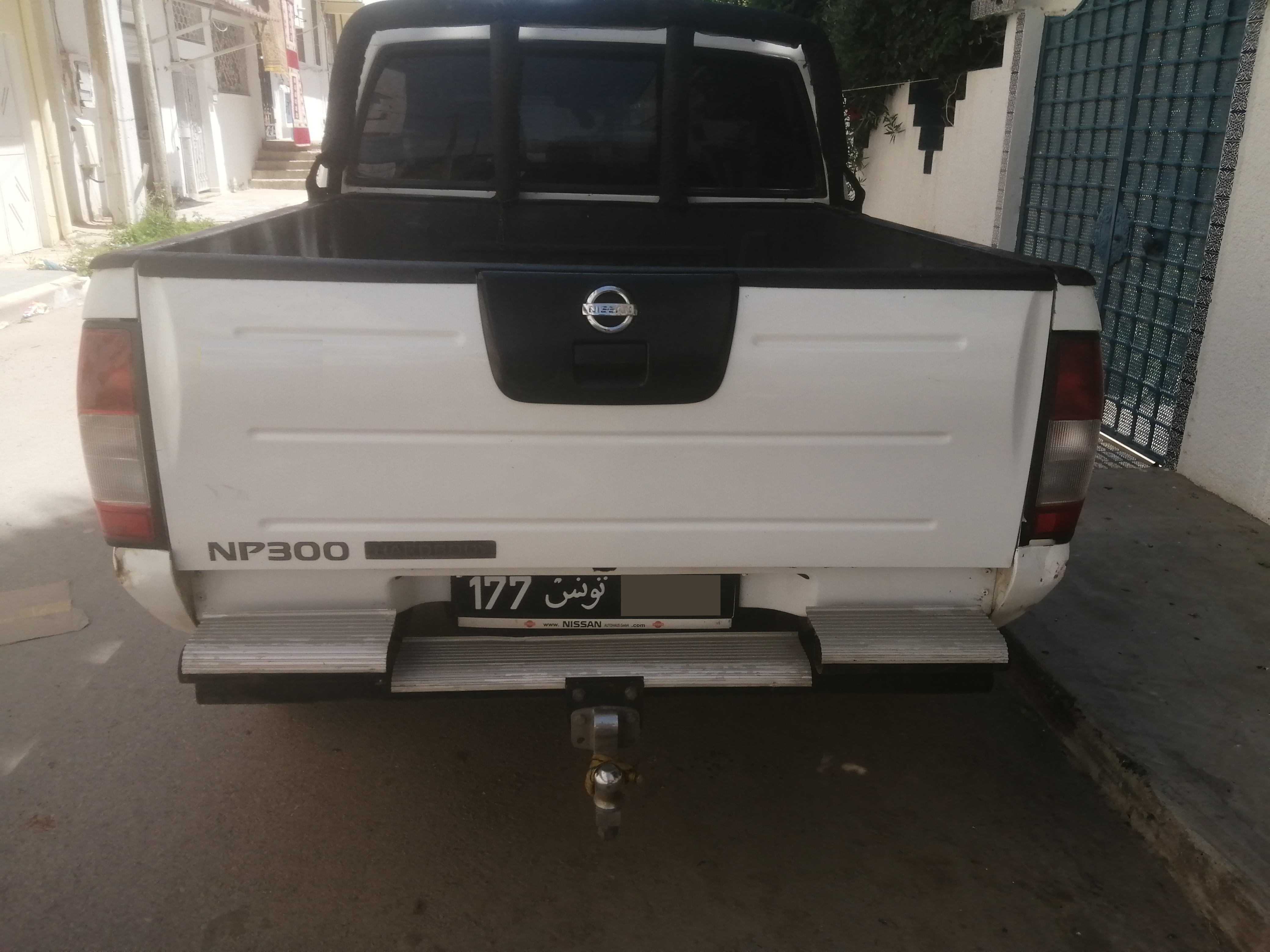 Bizerte Nord Bizerte Nissan Pick-up Belle nissan pickup d22 np300 4x4