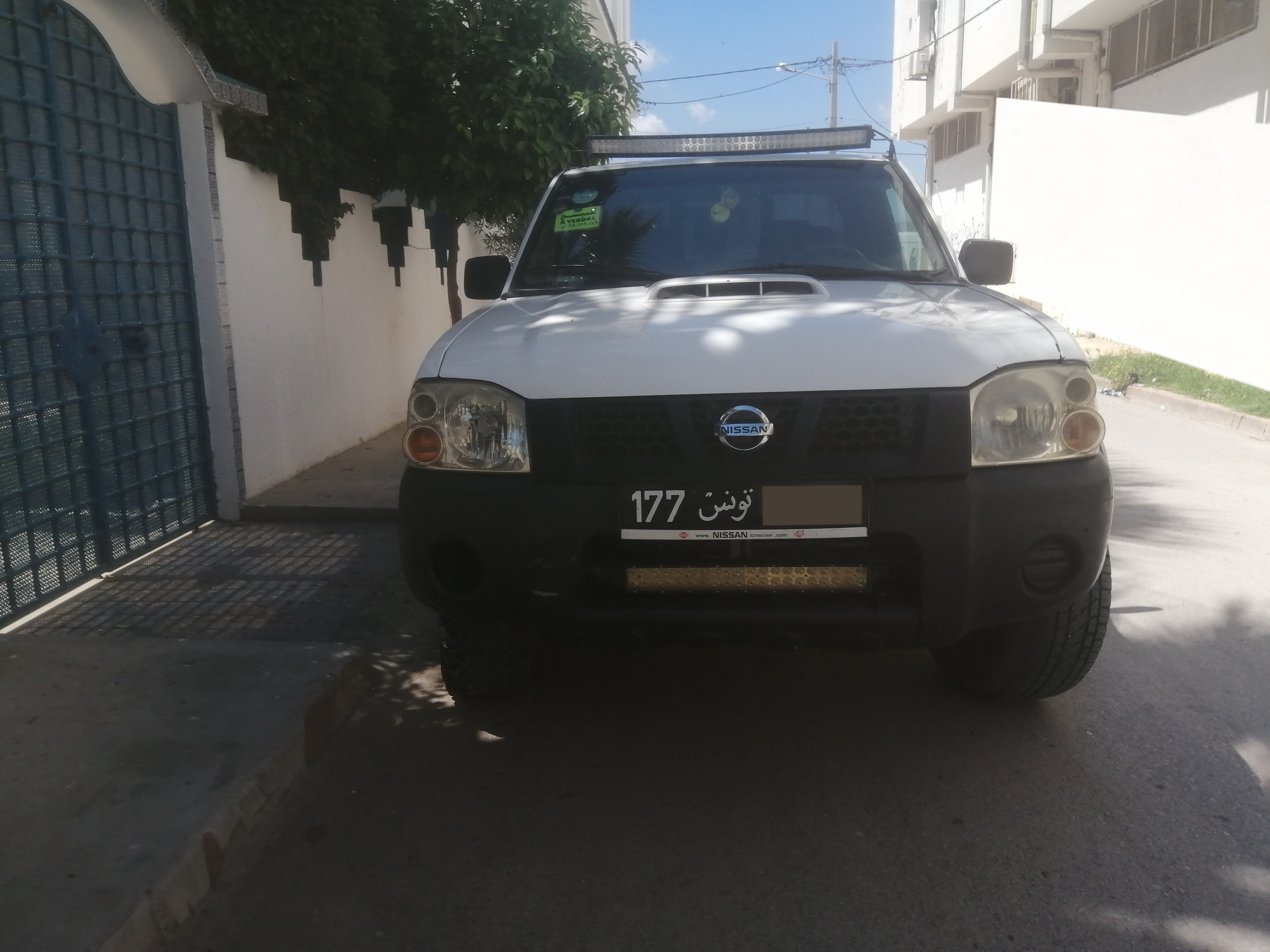 Bizerte Nord Bizerte Nissan Pick-up A ne p rater nissan d22 np300 4x4