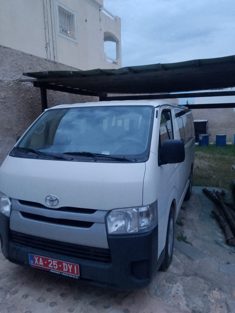 Ariana Ville Ariana Toyota Hi.Ace Toyota hiace pour fcr