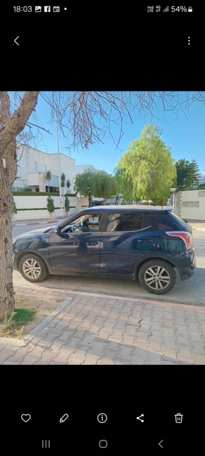 Ariana Ville El Menzah 5 Ssangyong Autre Modle Trs belle tivoli