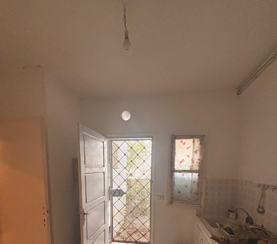 El Mourouj Cite El Faouz Vente Appart. 3 pices Appartement salon deux pices au rdc