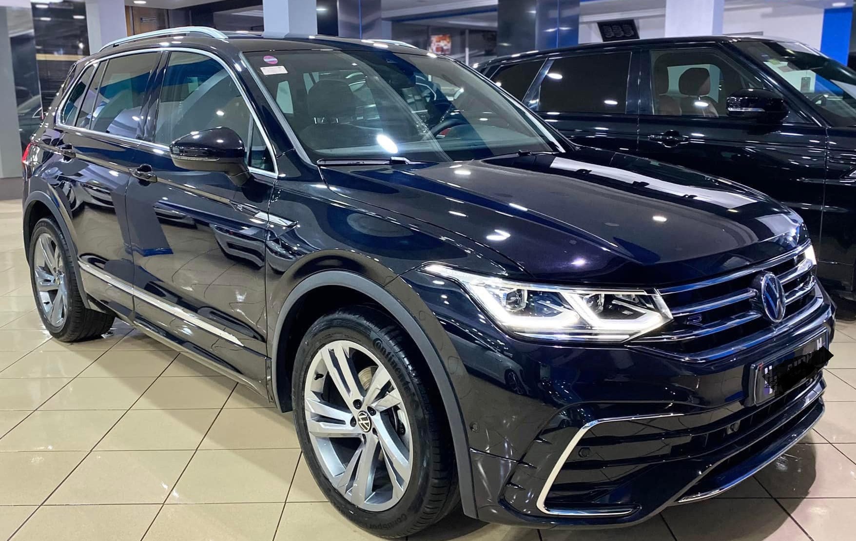 Ariana Ville Riadh Landlous Volkswagen Tiguan Trs belle belle tiguan rline comme neuve