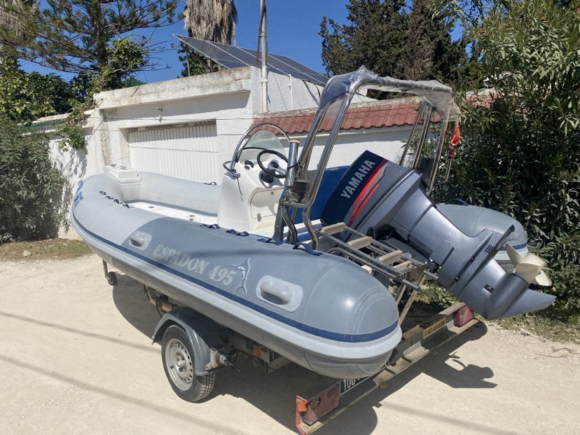 Ariana Ville El Menzah 6 Bateaux  moteurs Semi-rigide Semirigide espadon 5m