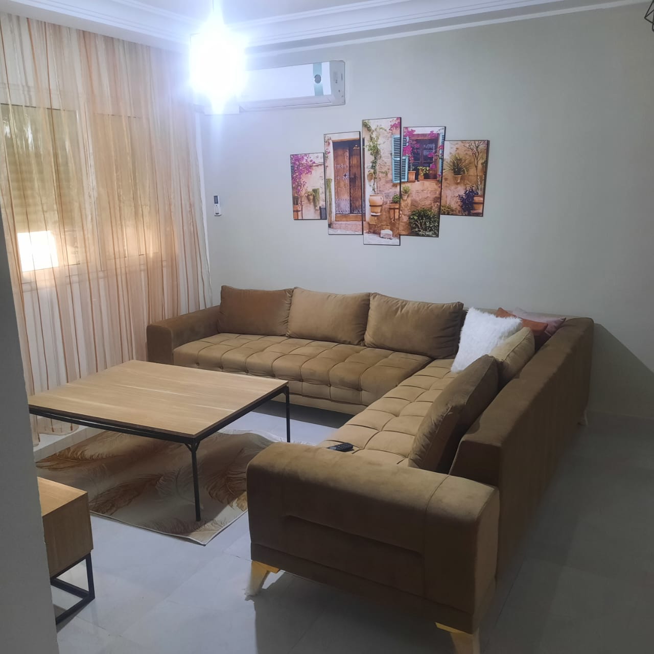 La Marsa El Aouina Vente Appart. 3 pices Apprtement   splus 2  wahat