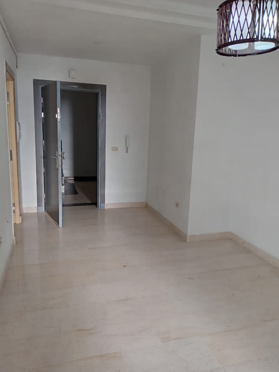 La Soukra La Soukra Vente Appart. 2 pices Apprt s1  soukra dar fadhale