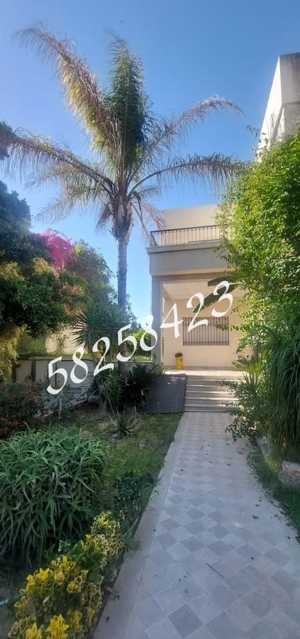 La Marsa El Aouina Location Maisons Villa  aouina tel 58258423  fb 7888