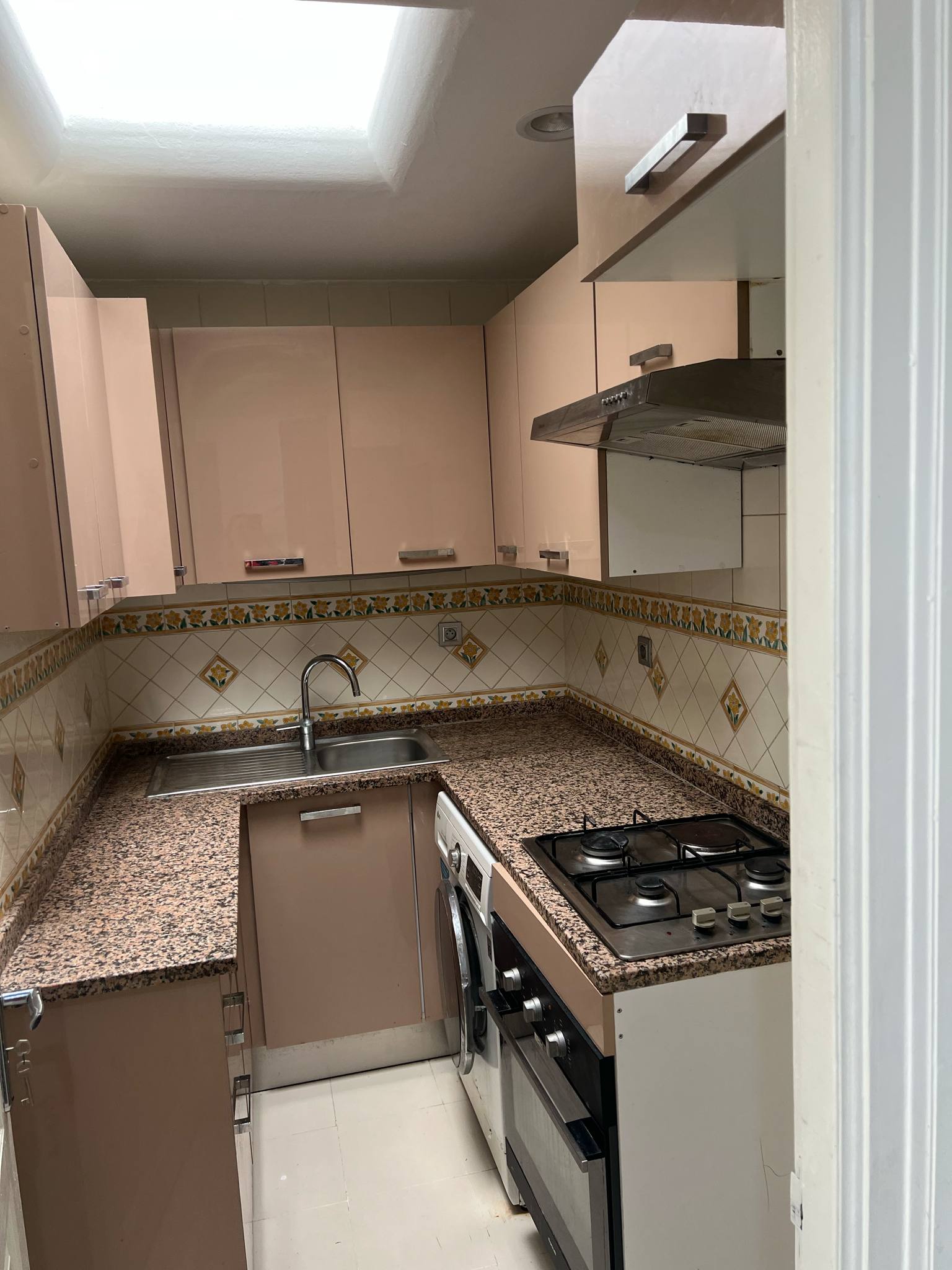 El Menzah El Manar 1 Location Appart. 2 pices S plus 1 rnov a el manar 1 wb4176