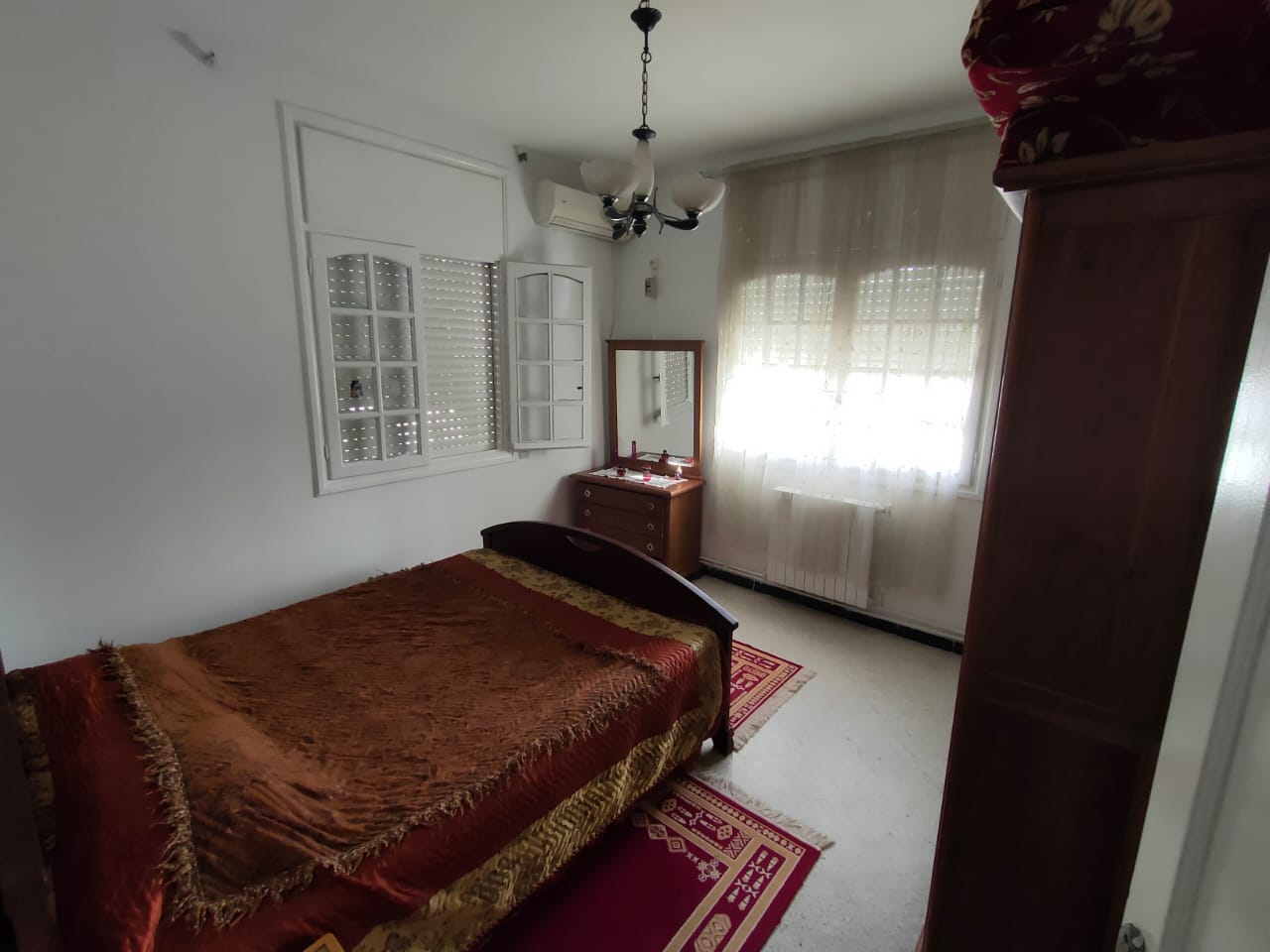 Ariana Ville El Menzah 7 Location Appart. 4 pices S plus 3 meubl a el manzah 7 wb1836