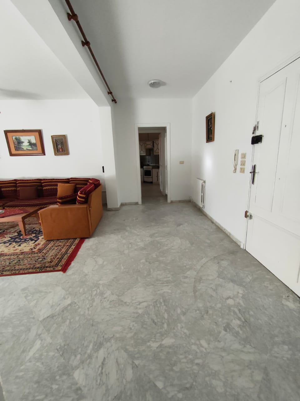 Ariana Ville El Menzah 7 Location Appart. 4 pices S plus 3 meubl a el manzah 7 wb1836