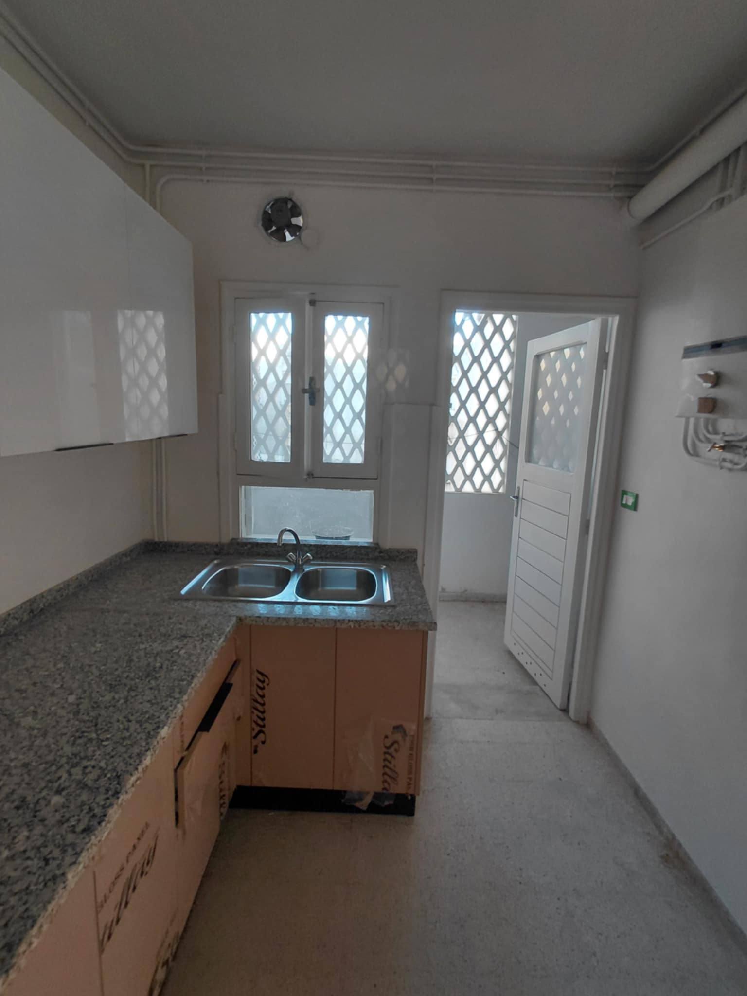 El Menzah El Menzah 9 Location Appart. 3 pices S plus 2 a el manzah 9b wb4158