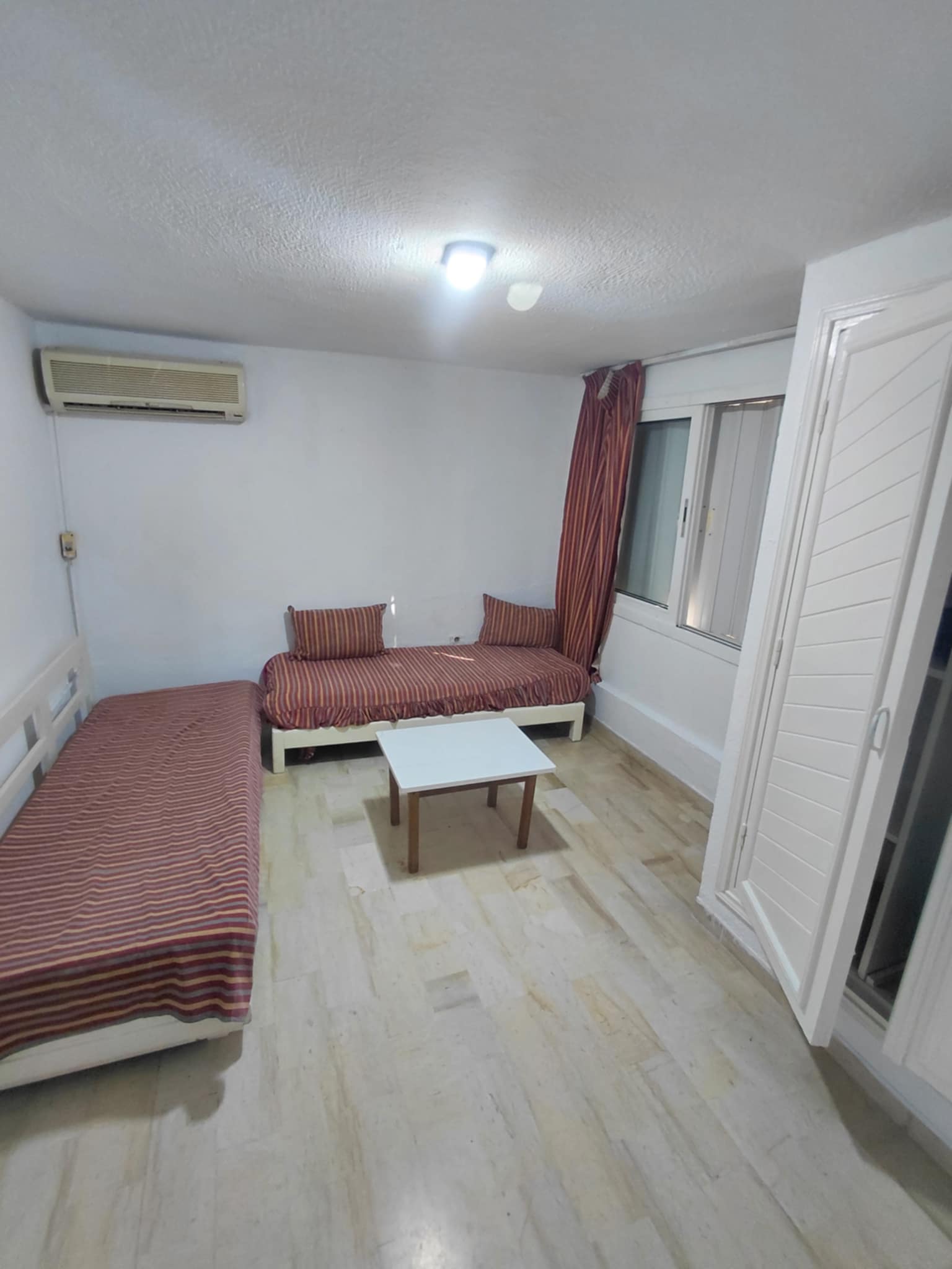 El Menzah El Manar 2 Location Appart. 2 pices Studio 2 pieces meubl a el manar 2 wb4206