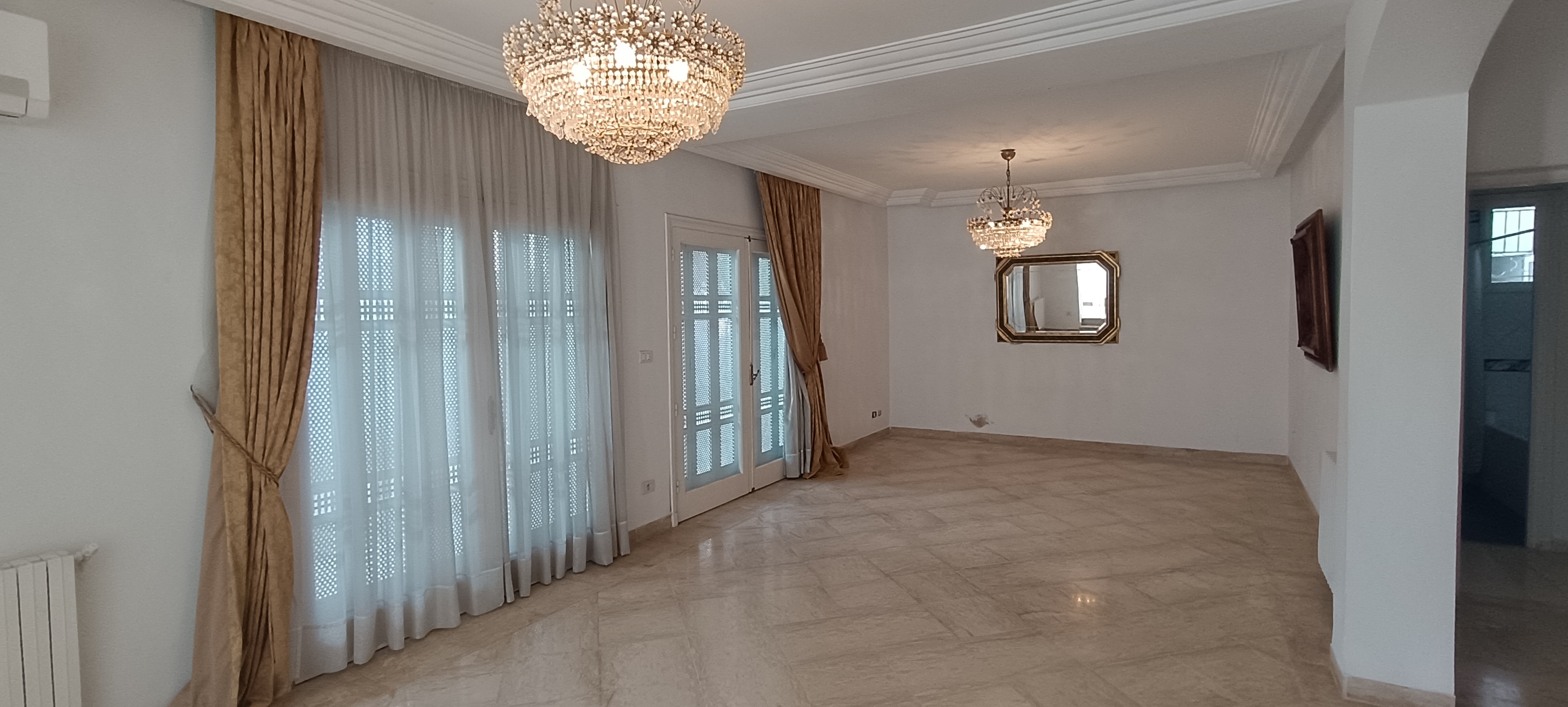 El Menzah Mutuelle Ville Location Appart. 4 pices Rdc de villa s3