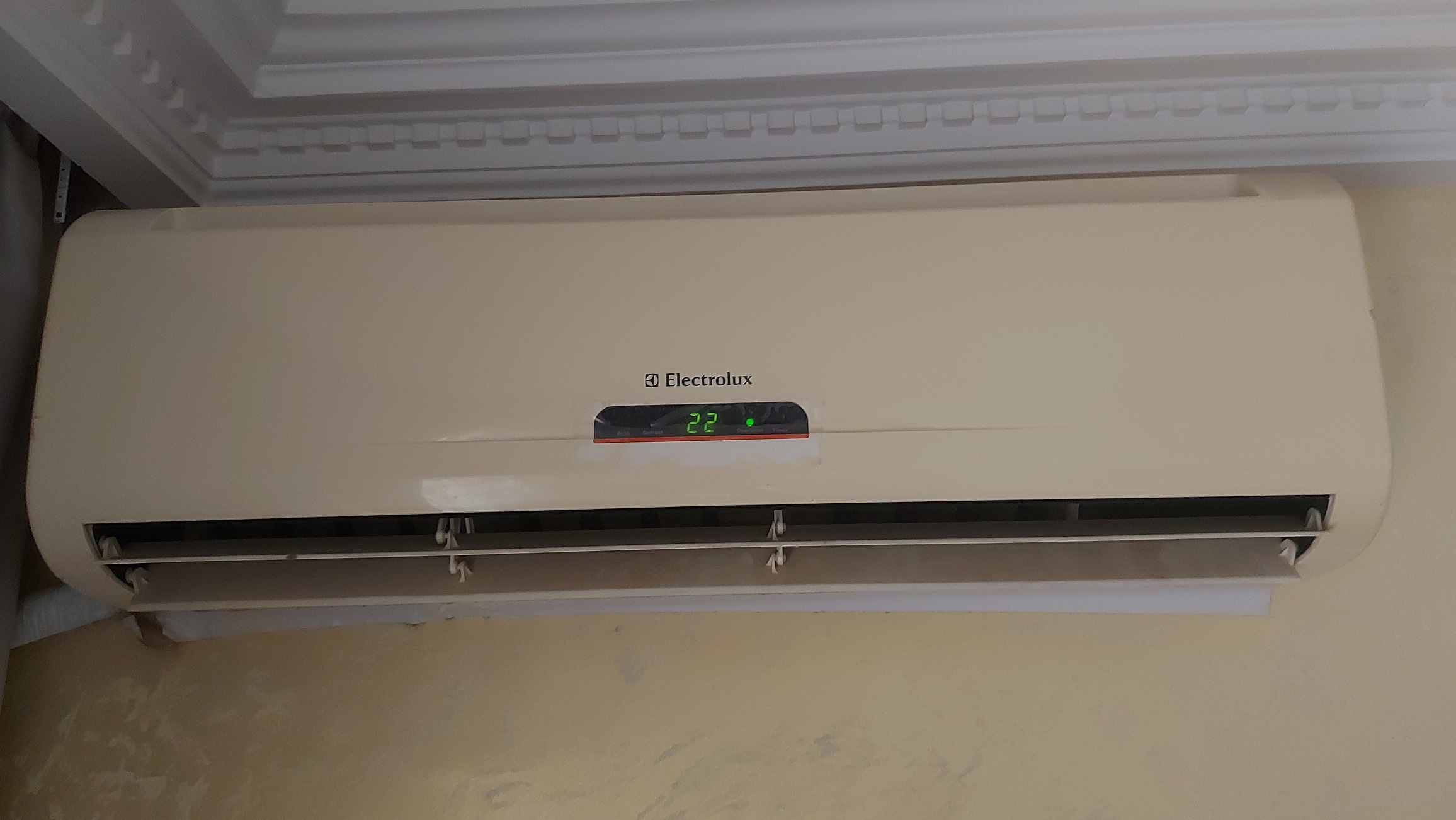 Mnihla Jardins d'el Menzah Climatiseur Autre Climatiseur electrolux 24000 btu