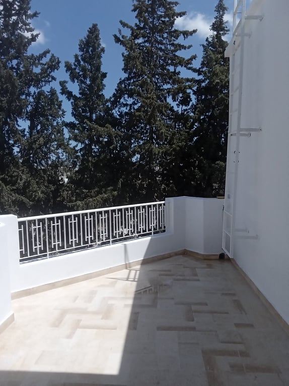 La Soukra Chotrana 1 Location Maisons Etage de villa en trs bon tat