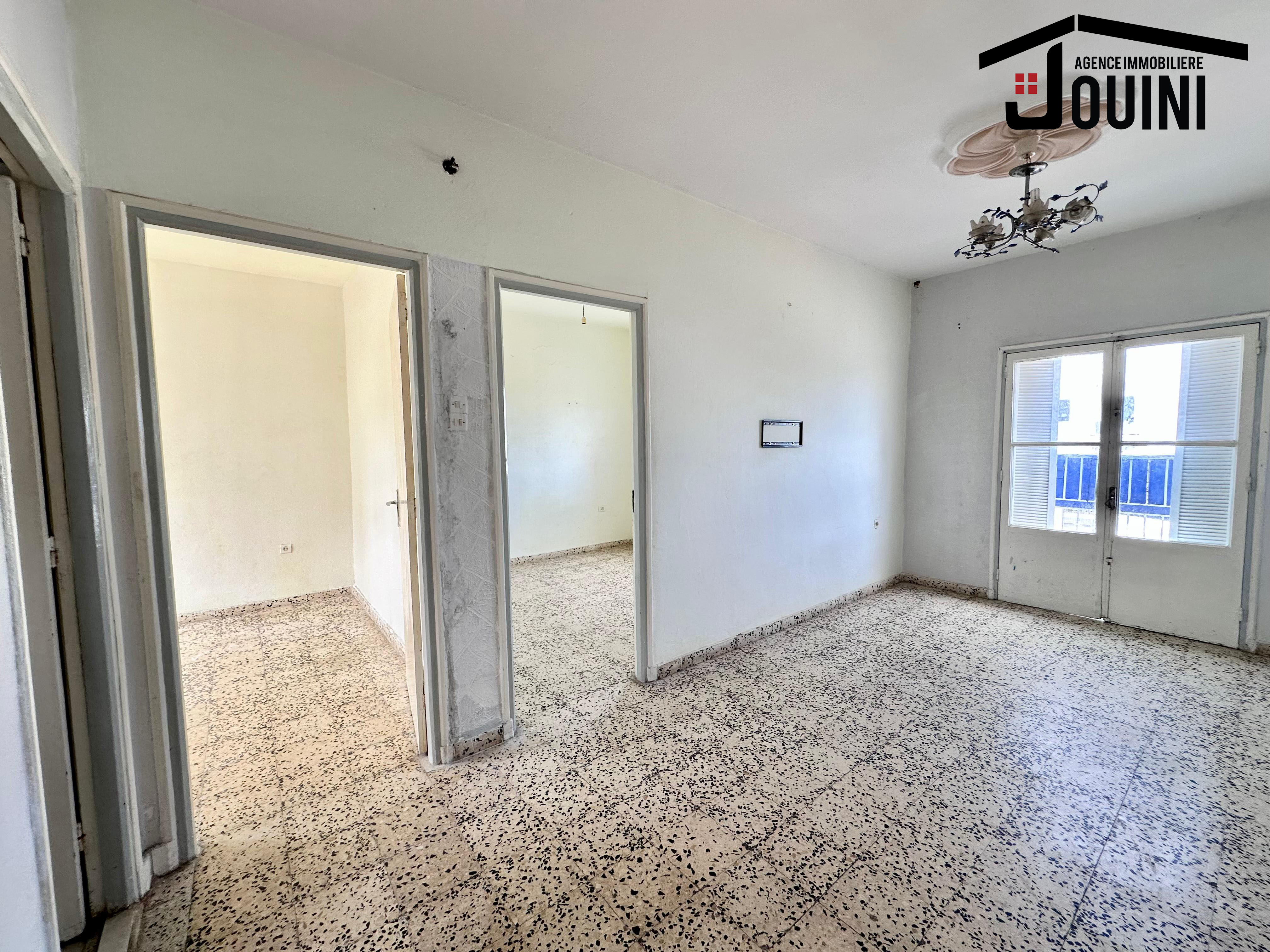 Ezzouhour (Tunis) Ezzouhour 4 Vente Appart. 3 pices Appartement s2  cit ezzouhour 4