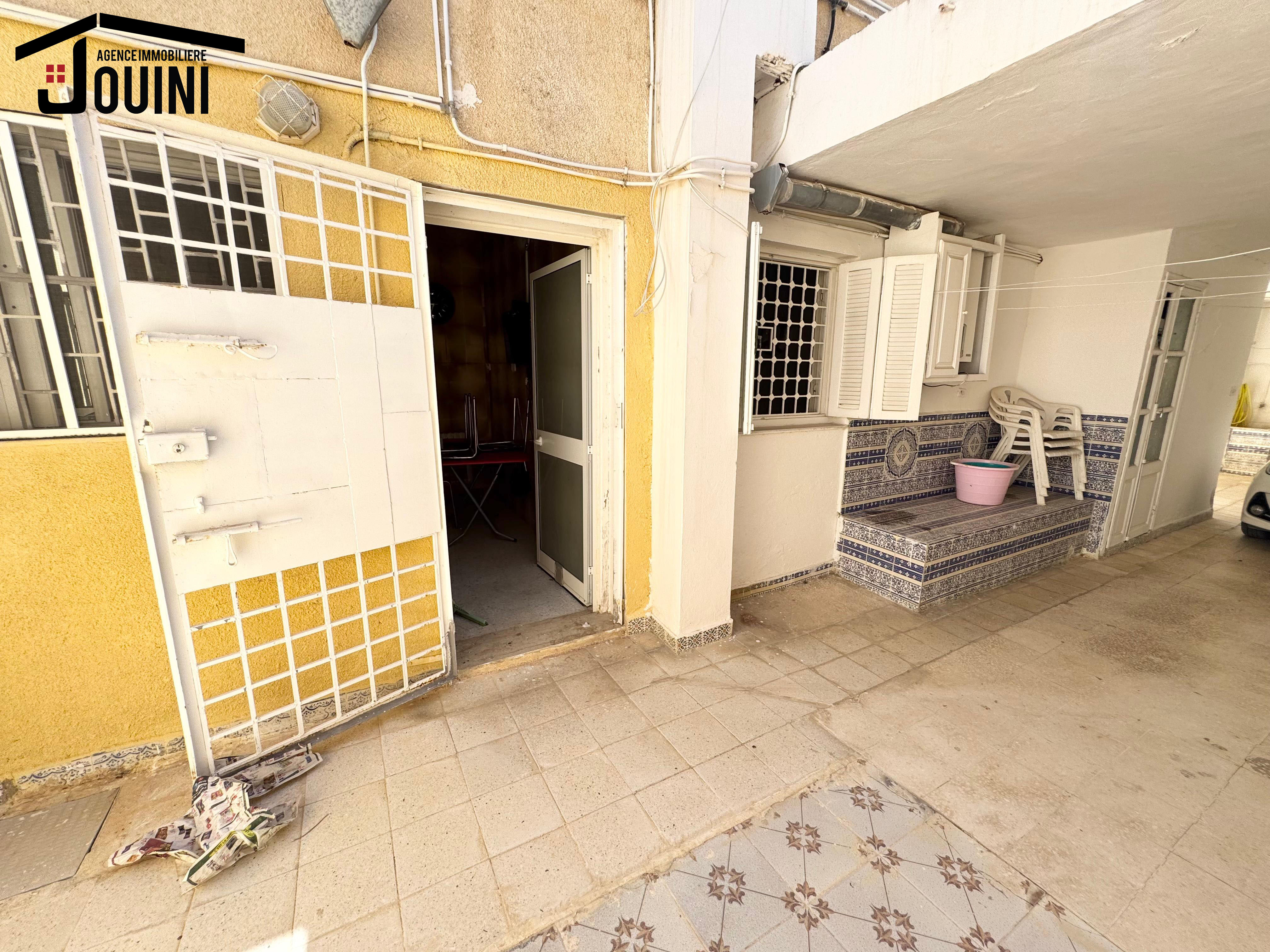 Mornaguia Mornaguia Vente Maisons Immeuble d angle  mornaguia centre ville