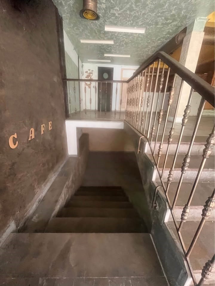 Bab Bhar Bab Bhar Location Autre Local commercial tout commerce  lafayette