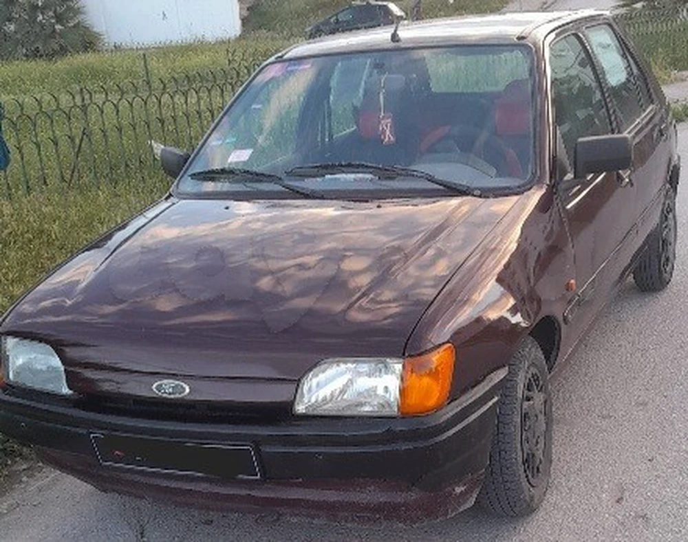 Le Bardo Le Bardo Ford Fiesta Ford fiesta  excellente etat moteur noire