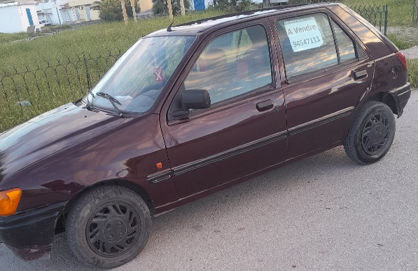 Le Bardo Le Bardo Ford Fiesta Ford fiesta moteur noire excellente etat