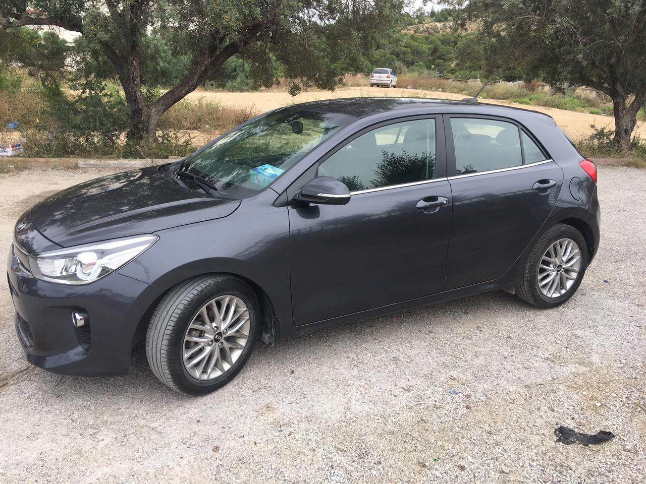 Ariana Ville Ariana Kia Rio Kia rio prestige