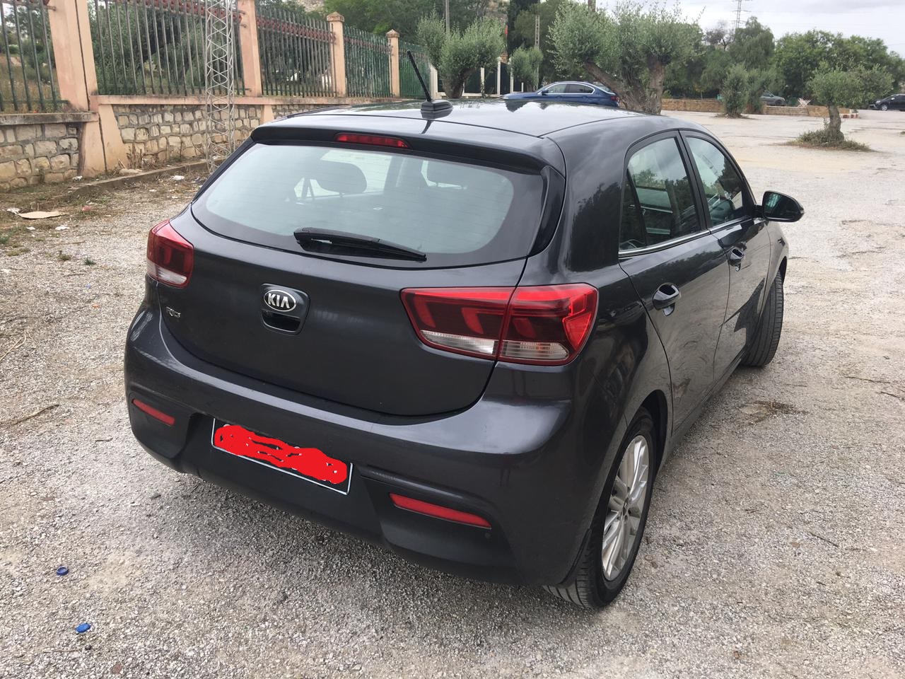 Ariana Ville Ariana Kia Rio Kia rio prestige