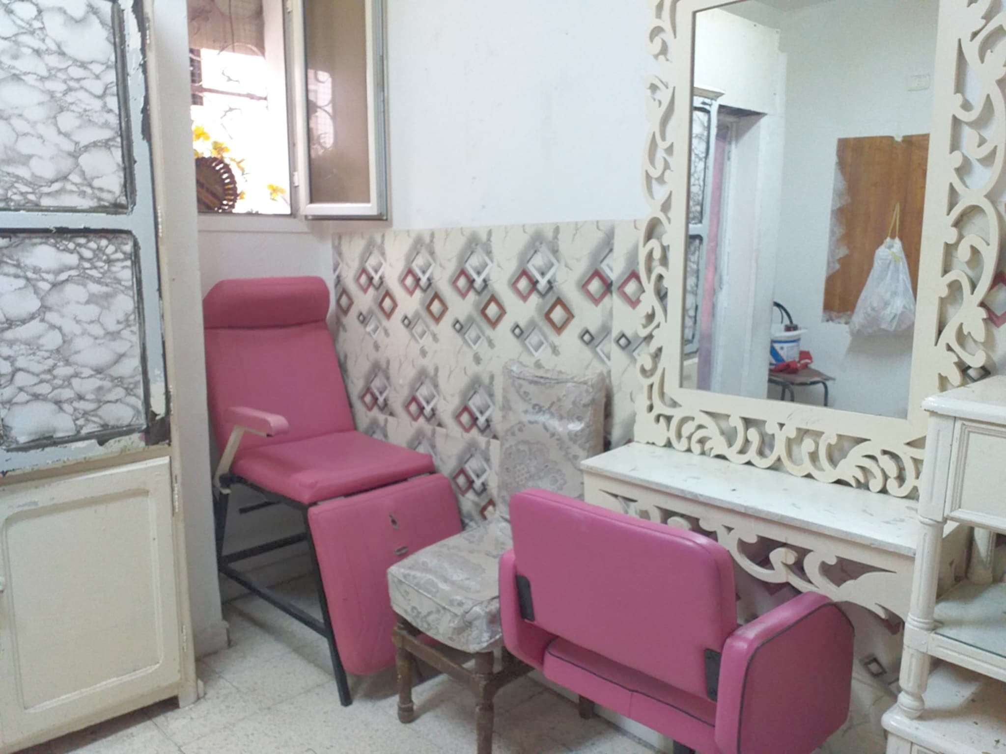 Le Bardo Le Bardo Location Autre Salon de coiffure bardo2 prs foyer universitaire