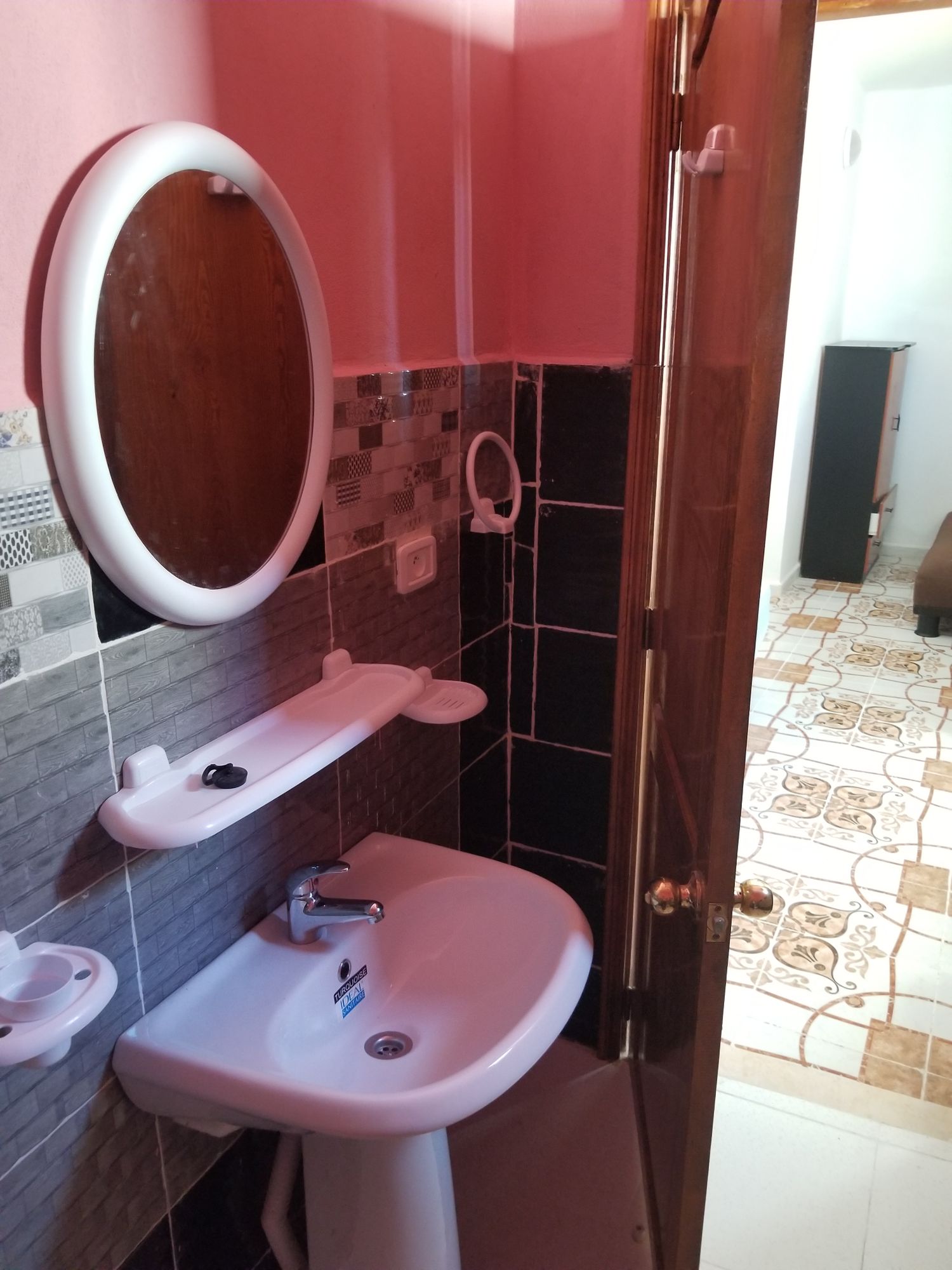Bizerte Nord Cite Ain Mariem Location vacances Appart. 1 pice Studio loft une seule piece open space meubl