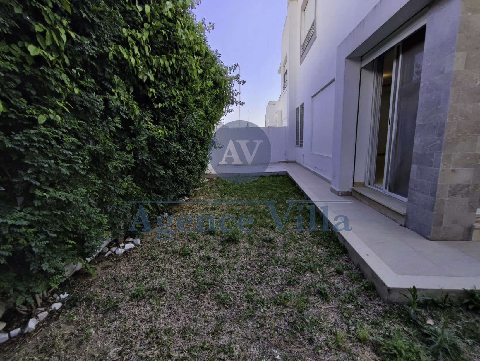 La Soukra La Soukra Location Maisons Une villa avec jardin  la soukra