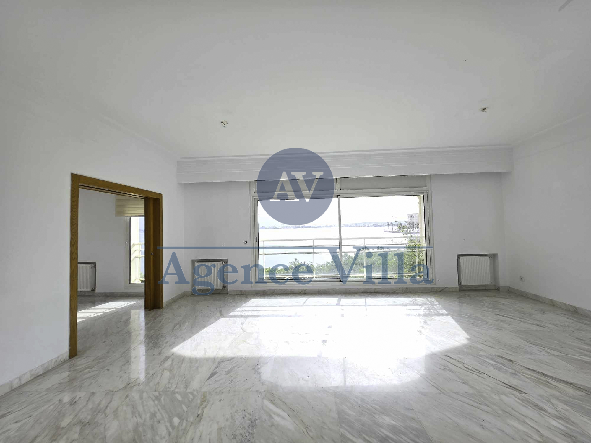 La Marsa Berge Du Lac Location Appart. 5 pices+ Un appartement s4 aux lac 1