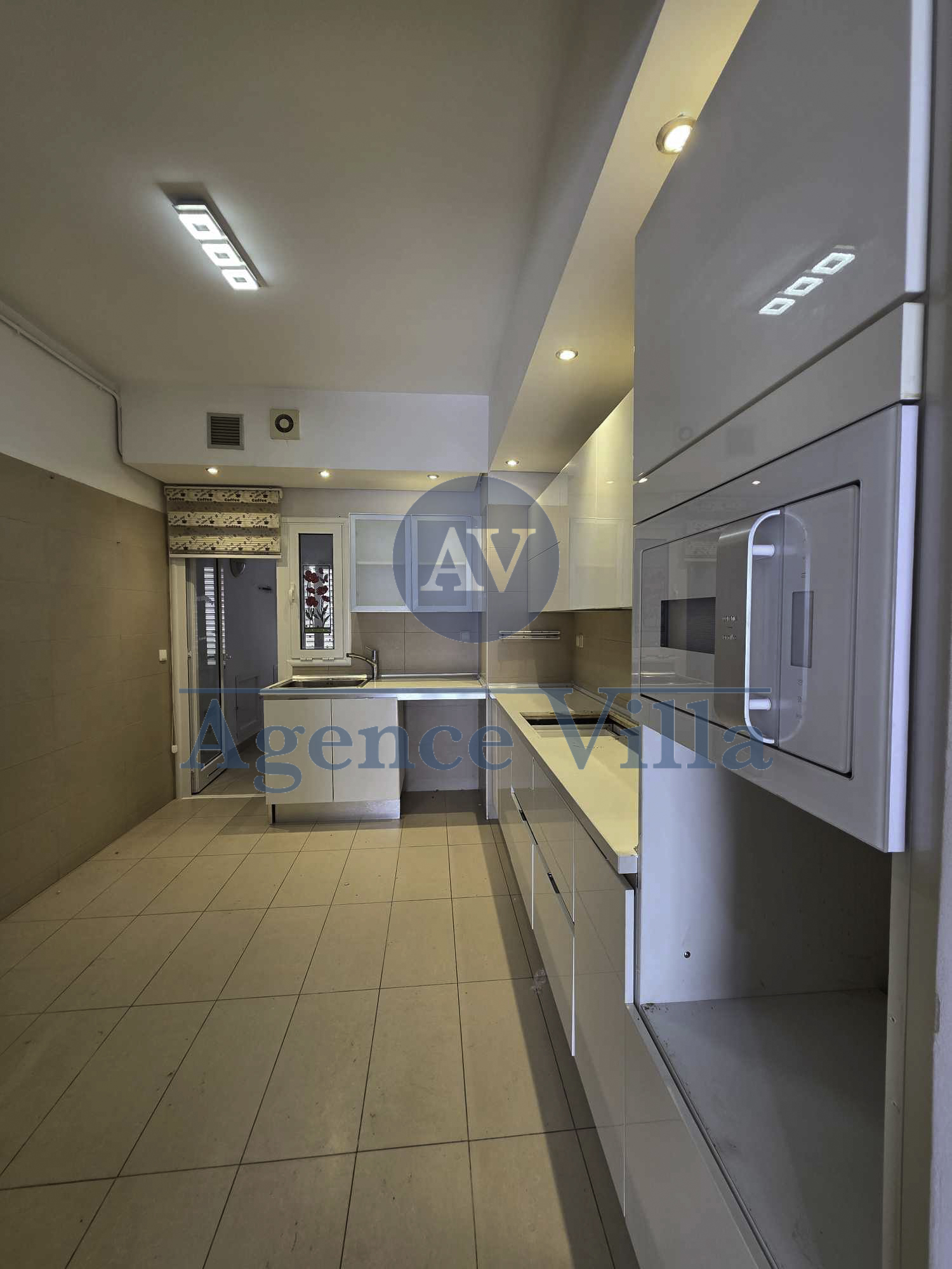 La Marsa Berge Du Lac Location Appart. 5 pices+ Un appartement s4 aux lac 1