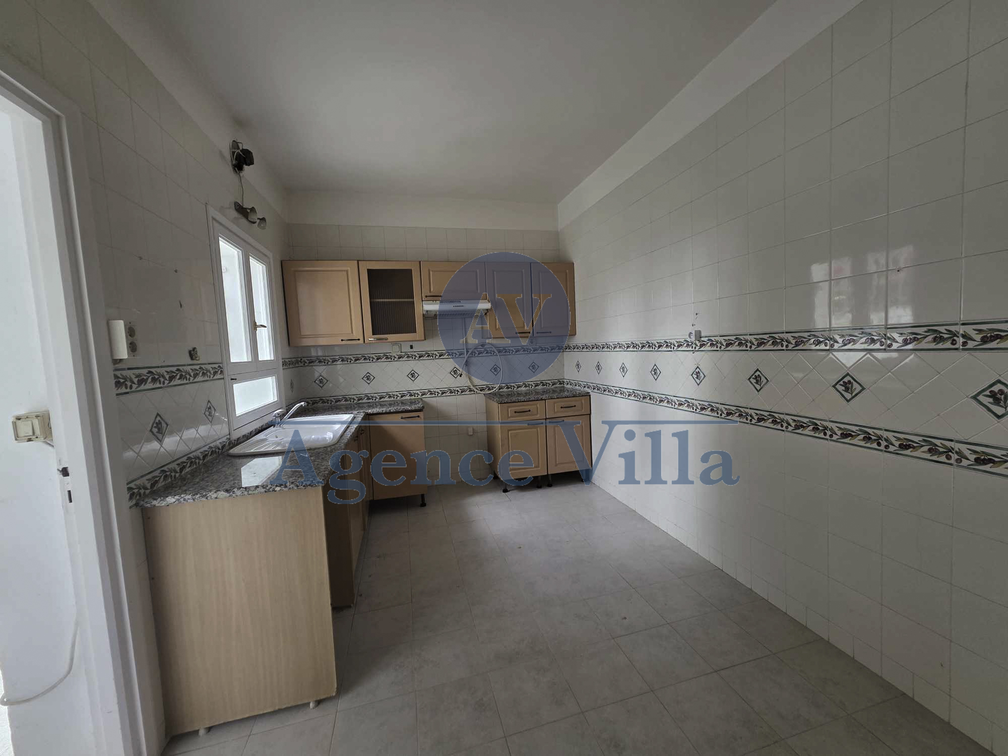 La Marsa Cite Du Stade Location Duplex Un duplex s3 avec jardin   la marsa