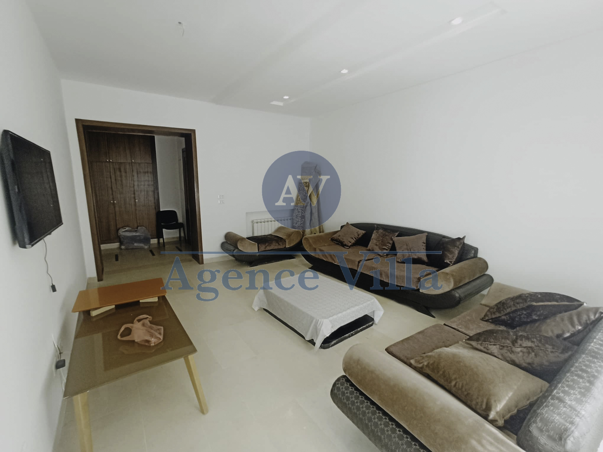 La Soukra La Soukra Vente Appart. 4 pices Un appartement s3  la soukra au 2me tage