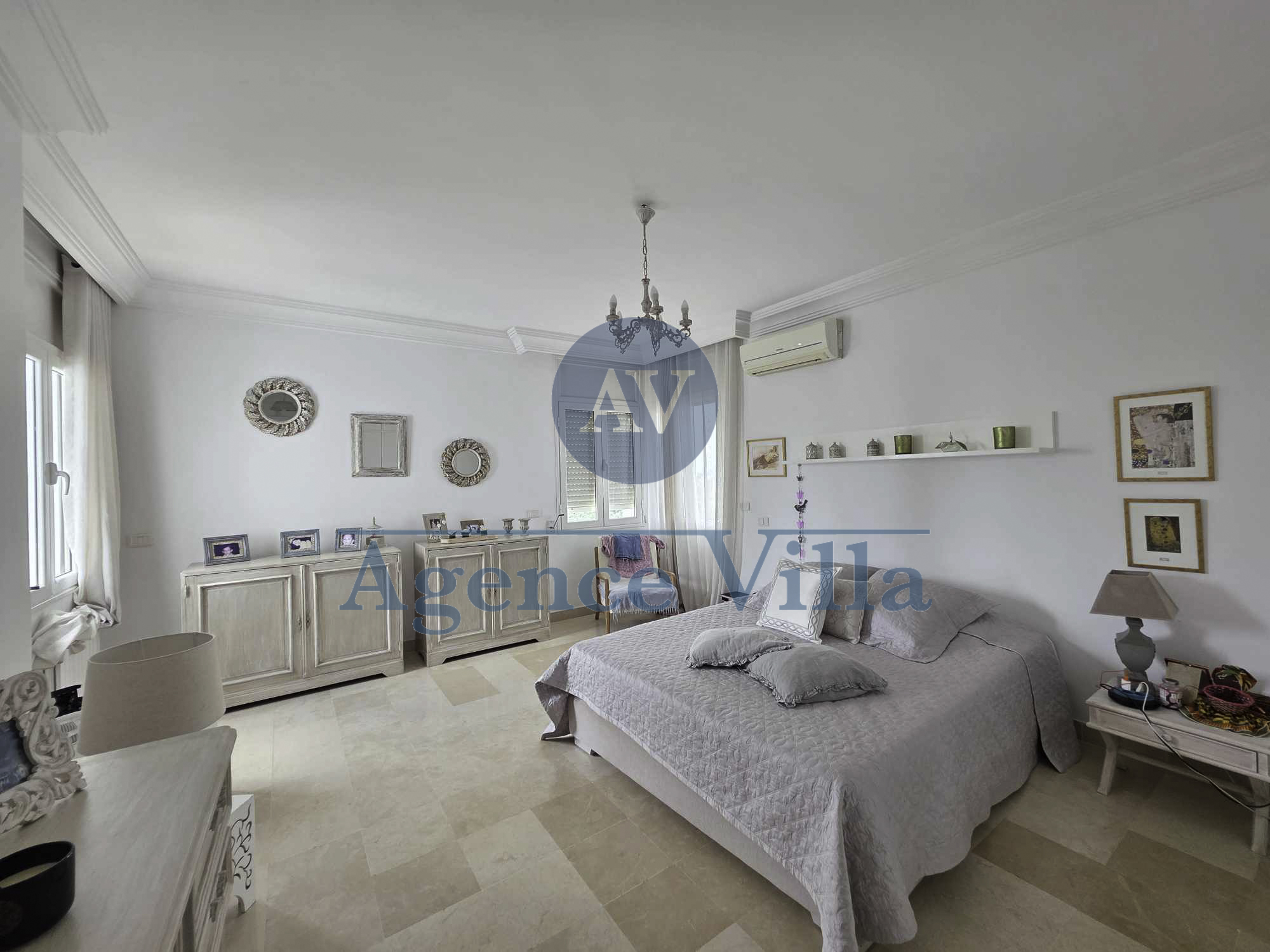 La Marsa Gammart Location Maisons Une villa avec piscine s4  gammarth