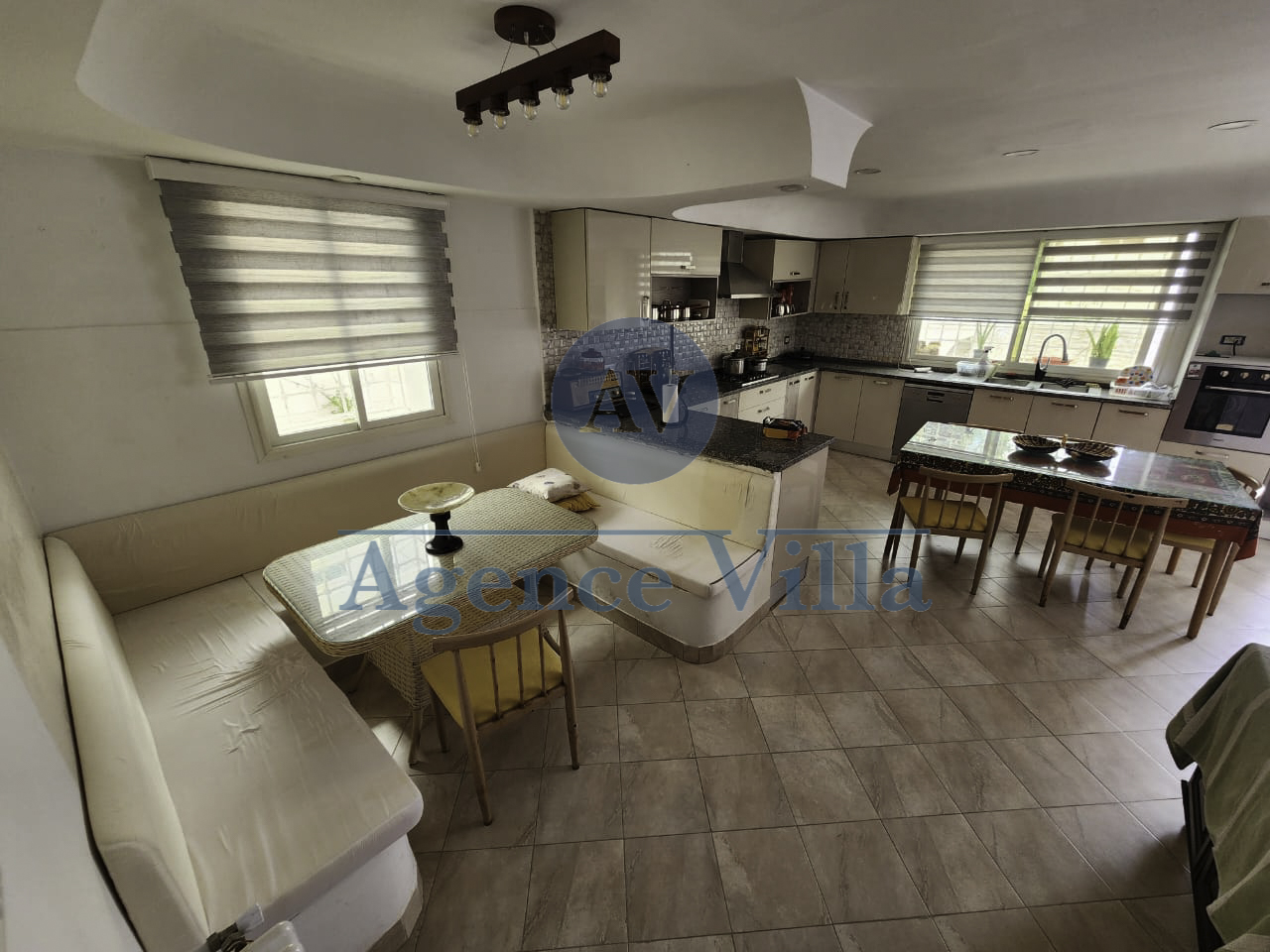 La Soukra La Soukra Location Maisons Une grande villa haut standing  la soukra