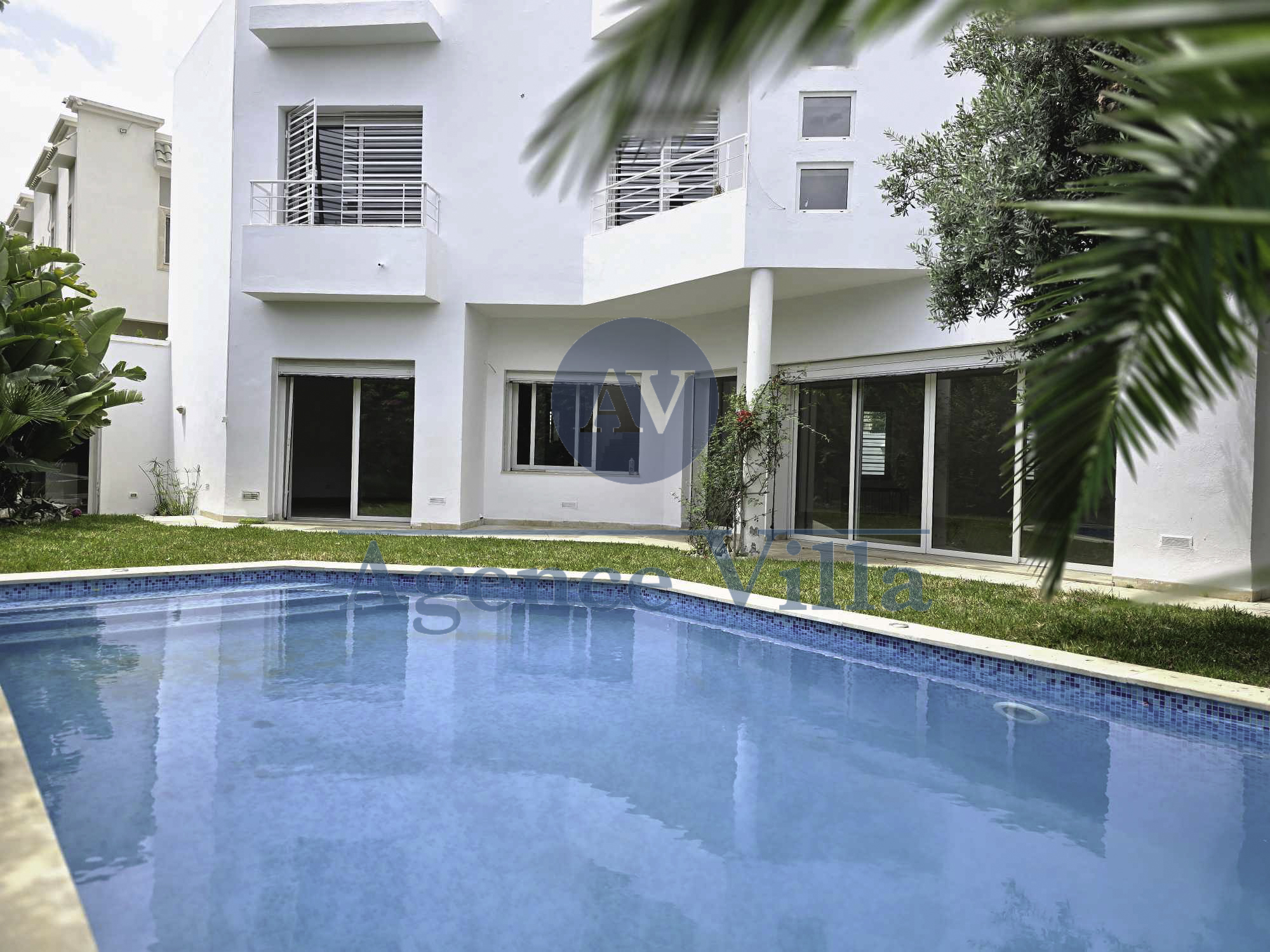 Ain Zaghouan Ain Zaghouan Location Maisons Une villa s3  ain zaghouan avec piscine
