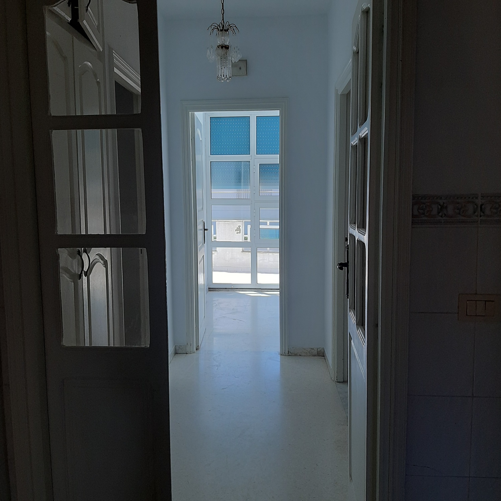 El Menzah El Menzah 1 Location Appart. 3 pices Belle coquette etage  villa