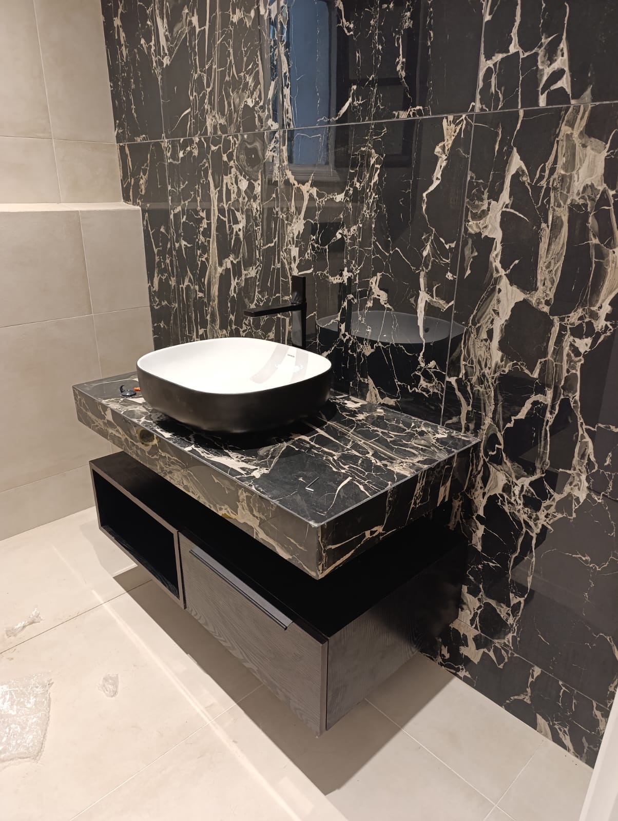 El Menzah El Manar 2 Location Appart. 4 pices Apartement mannar2