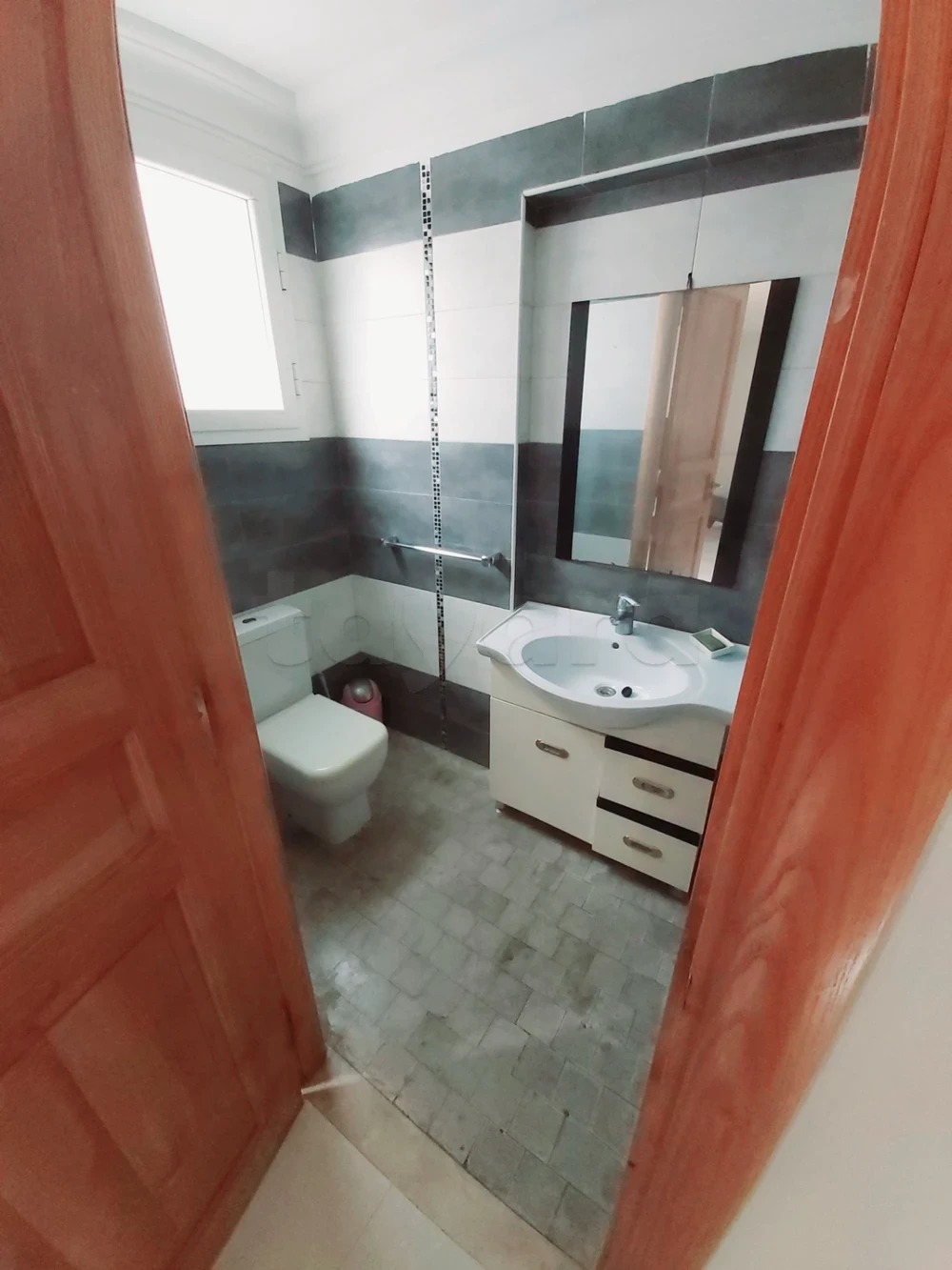 El Menzah El Menzah 1 Location Appart. 2 pices Bel appartement elmanzah
