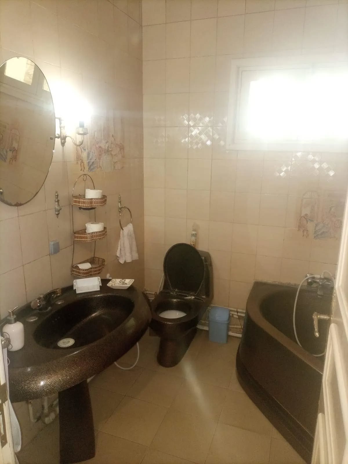 El Menzah El Manar 2 Location Appart. 3 pices Etage villa manar2