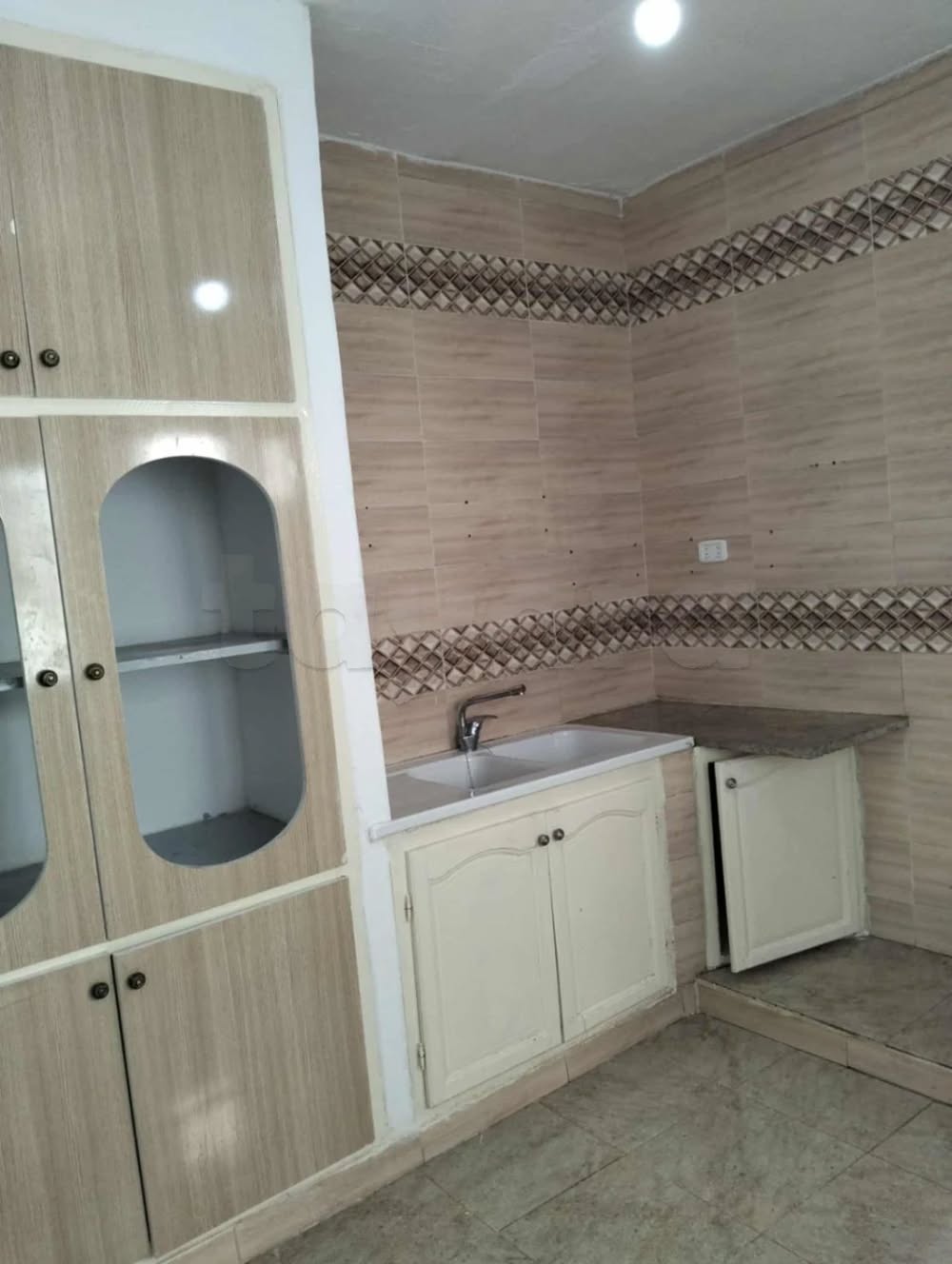 Ariana Ville Ariana Location Appart. 2 pices Rdc manar1
