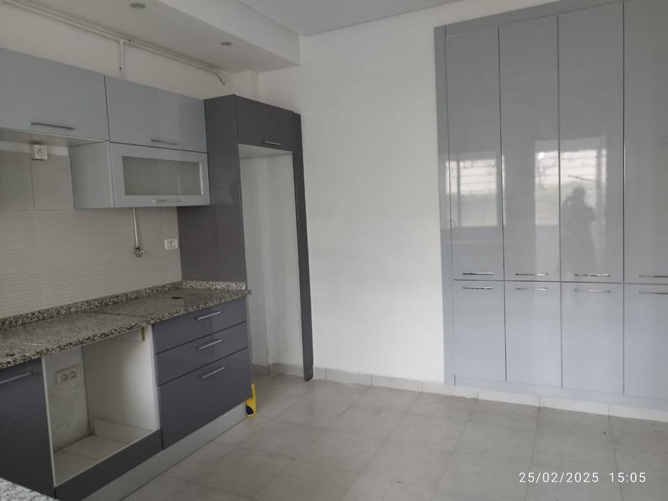 El Menzah El Manar 1 Location Appart. 3 pices Rdc s plus 3 manar 1