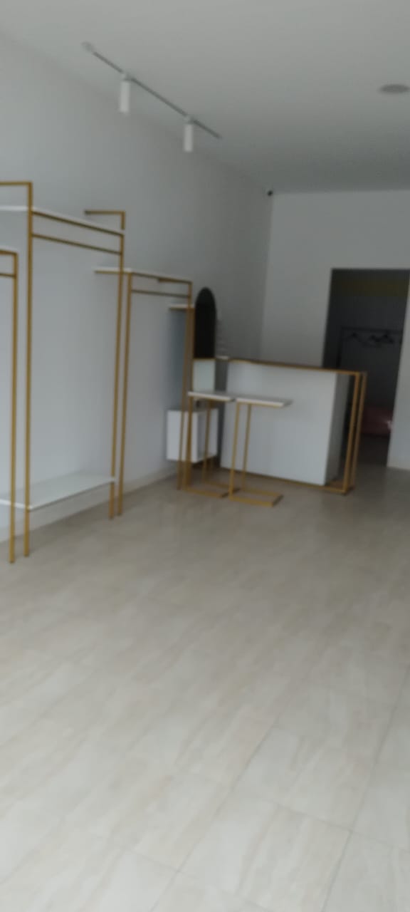 Raoued Cite Ennkhilet Location Surfaces Espace fait le coin